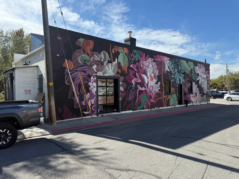 mural in Midvale by artist unknown.