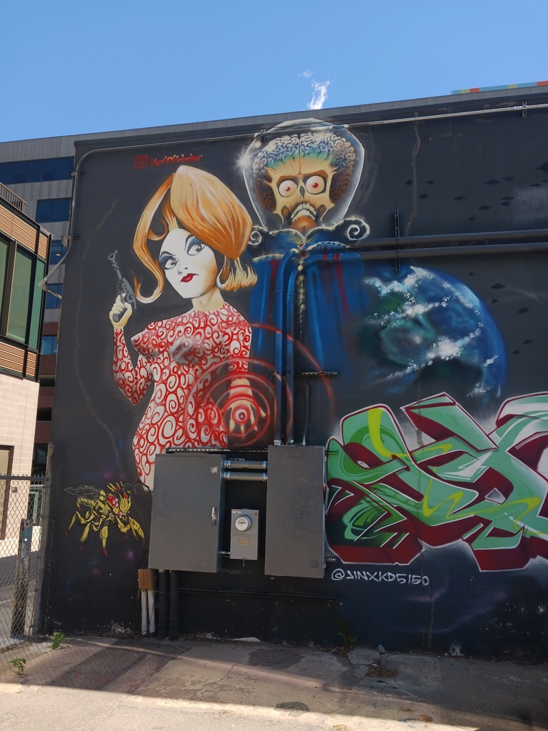 mural in Denver by artist Jinx.