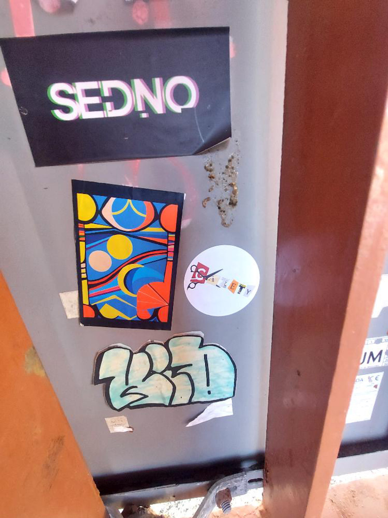 mural in by artist unknown.