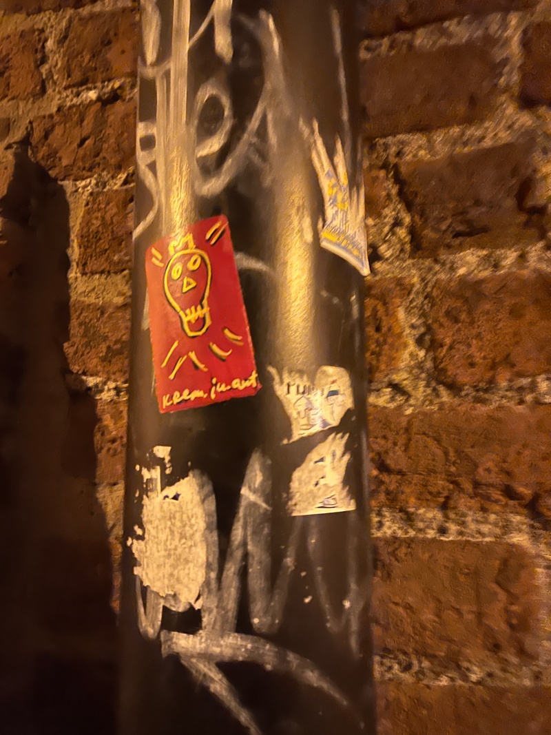 mural in Toruń by artist unknown.