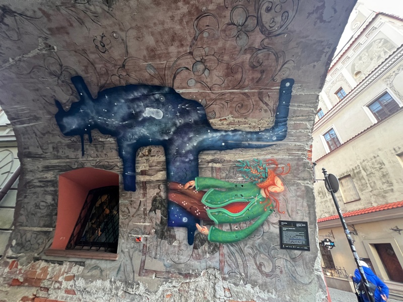mural in Lublin by artist unknown.