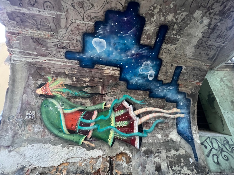 mural in Lublin by artist unknown.