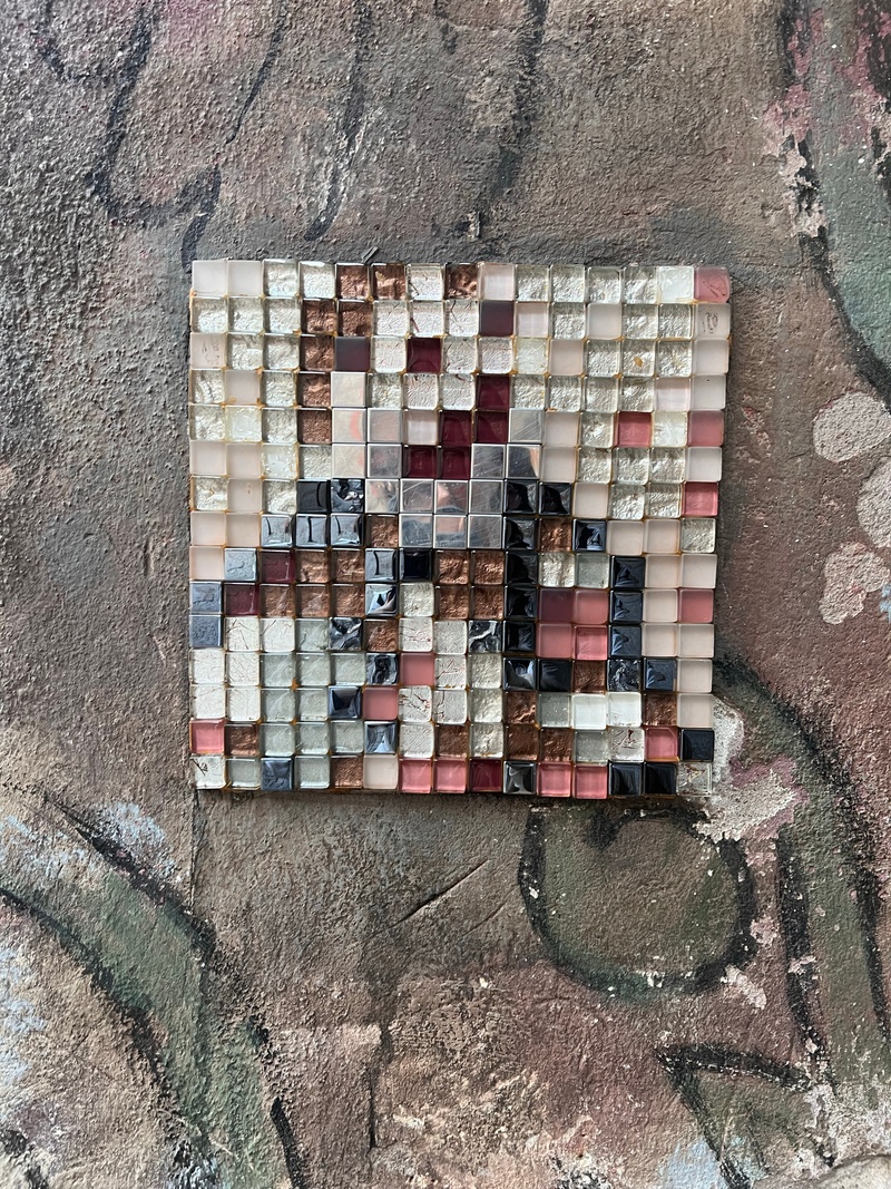 mural in Lublin by artist unknown.