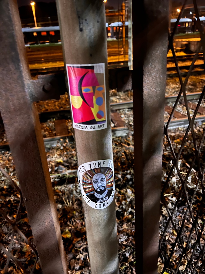 mural in Toru艅 by artist unknown.