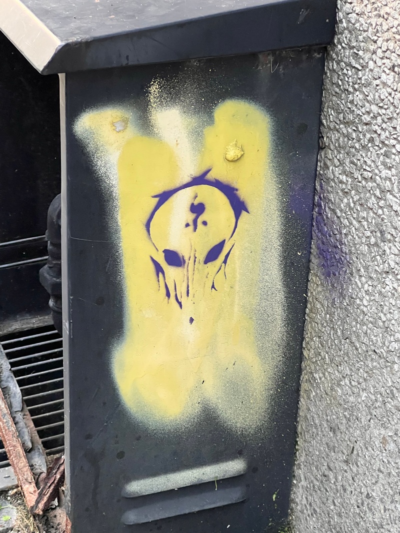 mural in Toru艅 by artist unknown.