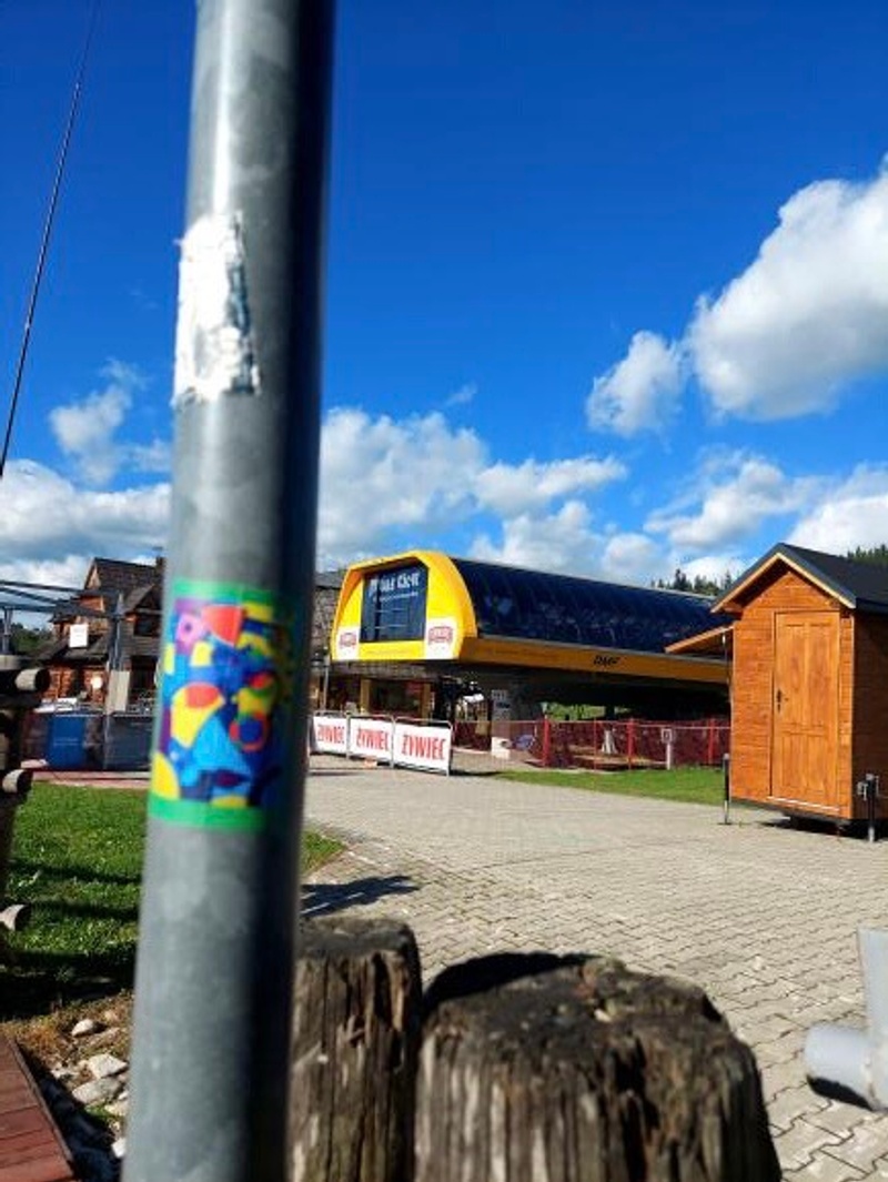 mural in by artist unknown.