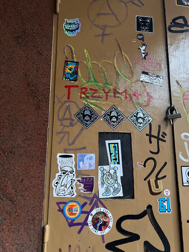 mural in Pozna艅 by artist unknown.