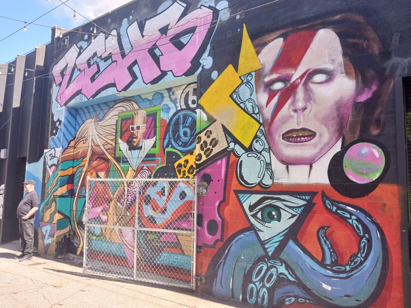 mural in Denver by artist Zehb.