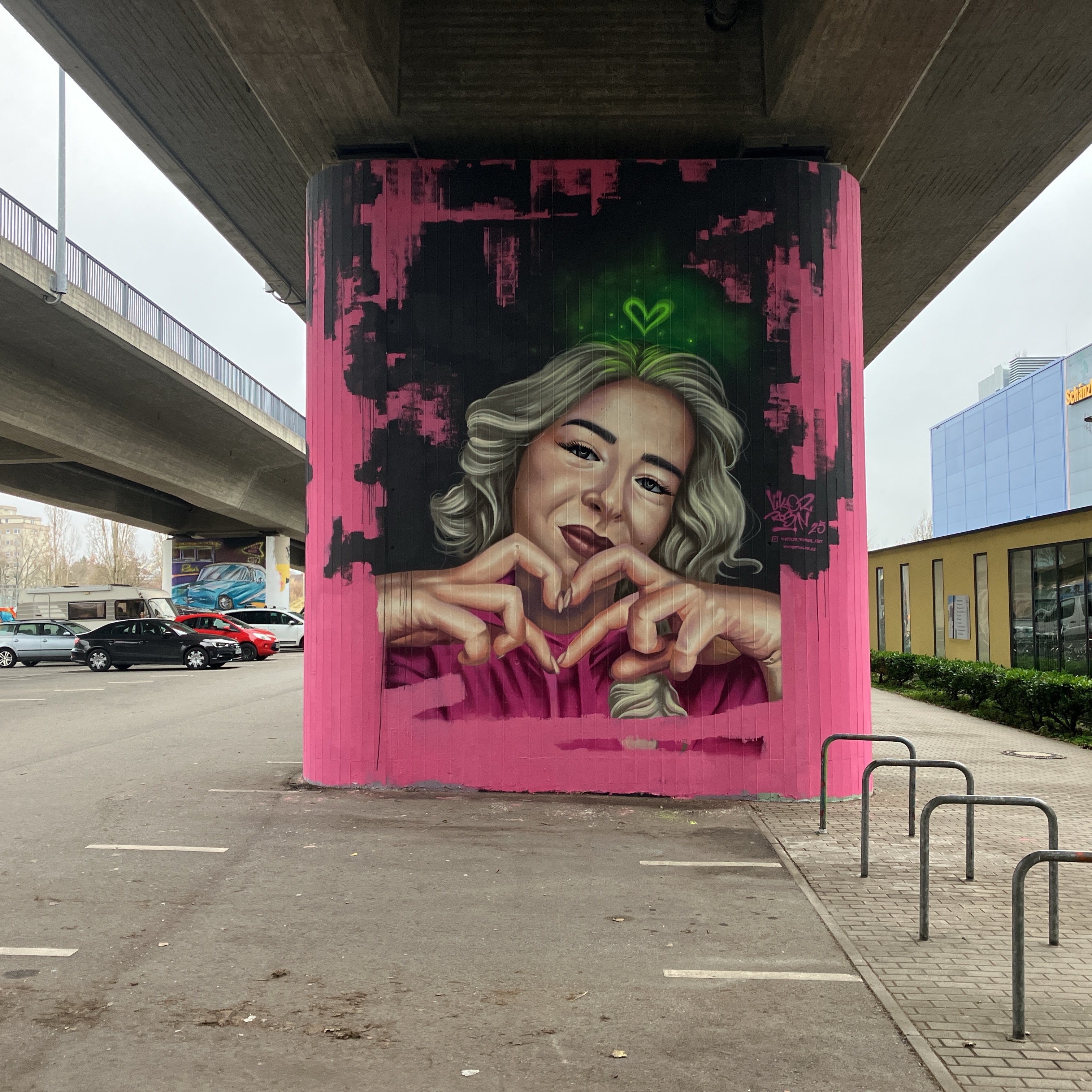 mural in Konstanz by artist Viktor Rosin.