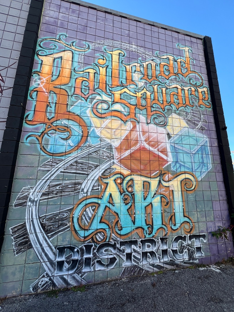 mural in Tallahassee by artist unknown.