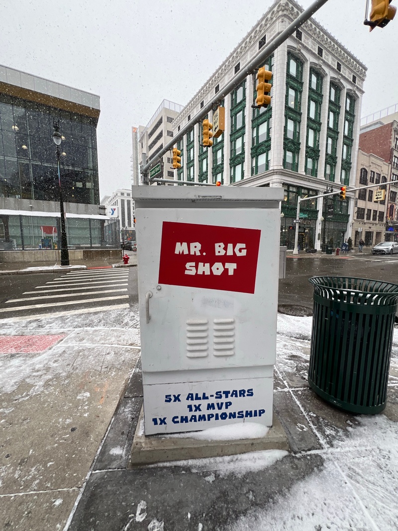 mural in Detroit by artist Jesse Kassel.