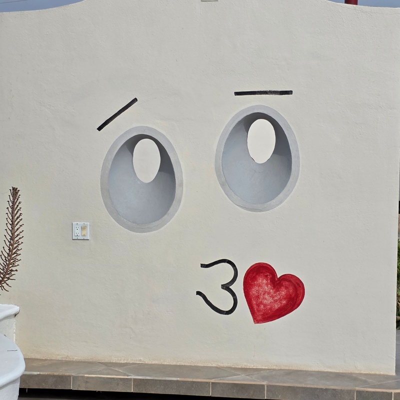 mural in Villa Alberto Andrés Alvarado  by artist unknown.