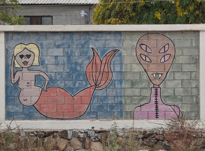 mural in Villa Alberto Andrés Alvarado  by artist unknown.