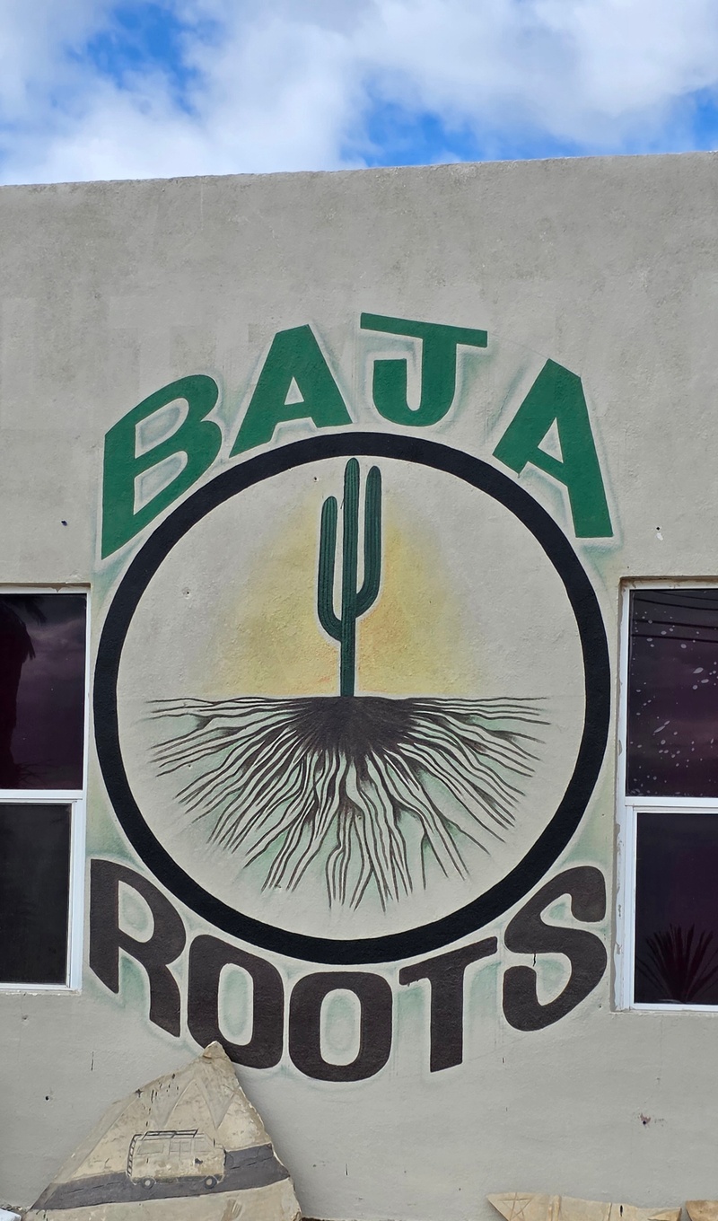 mural in Bahía Asunción by artist unknown.