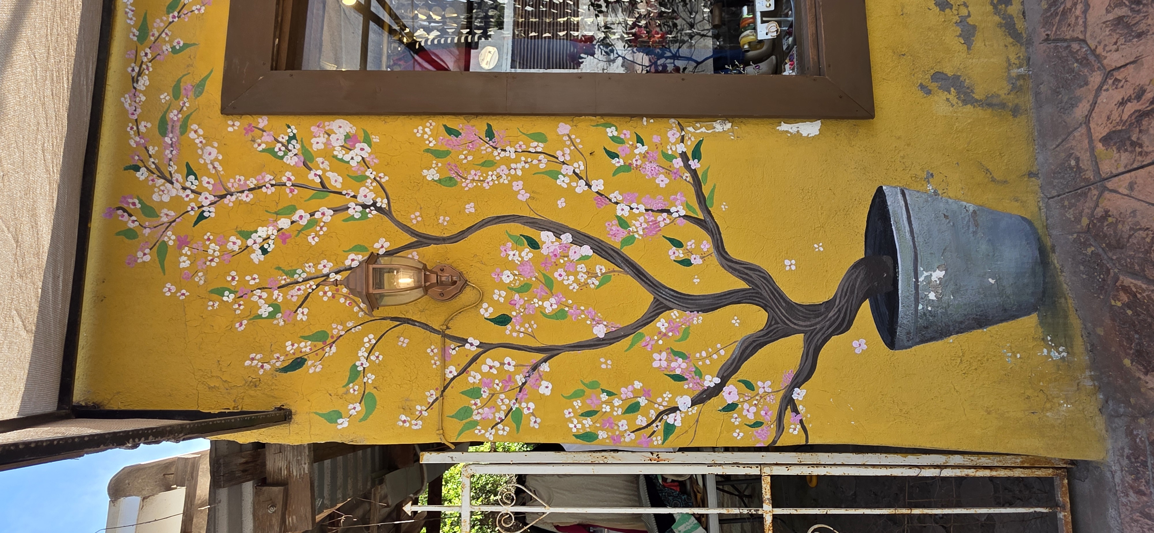 mural in Heroica Mulegé by artist unknown.