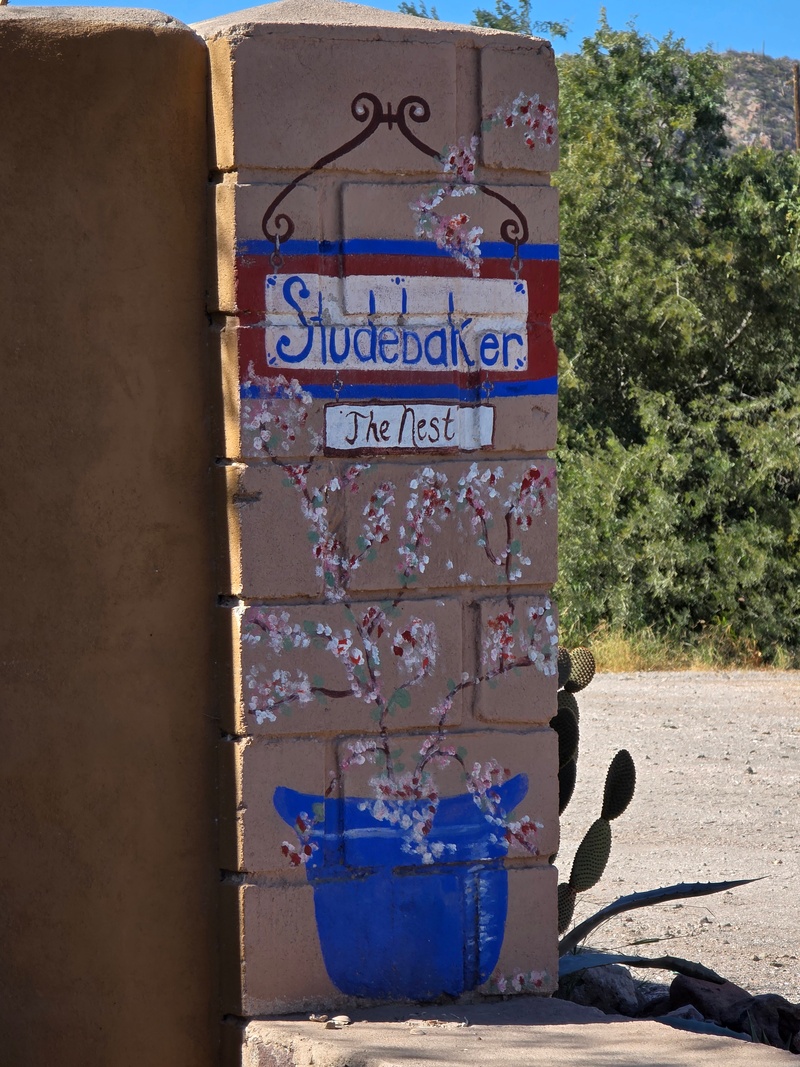 mural in Mulegé by artist unknown.