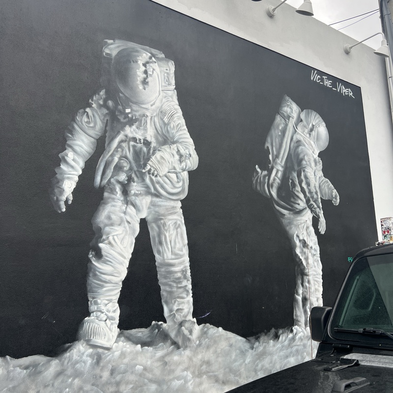 mural in Miami by artist unknown.