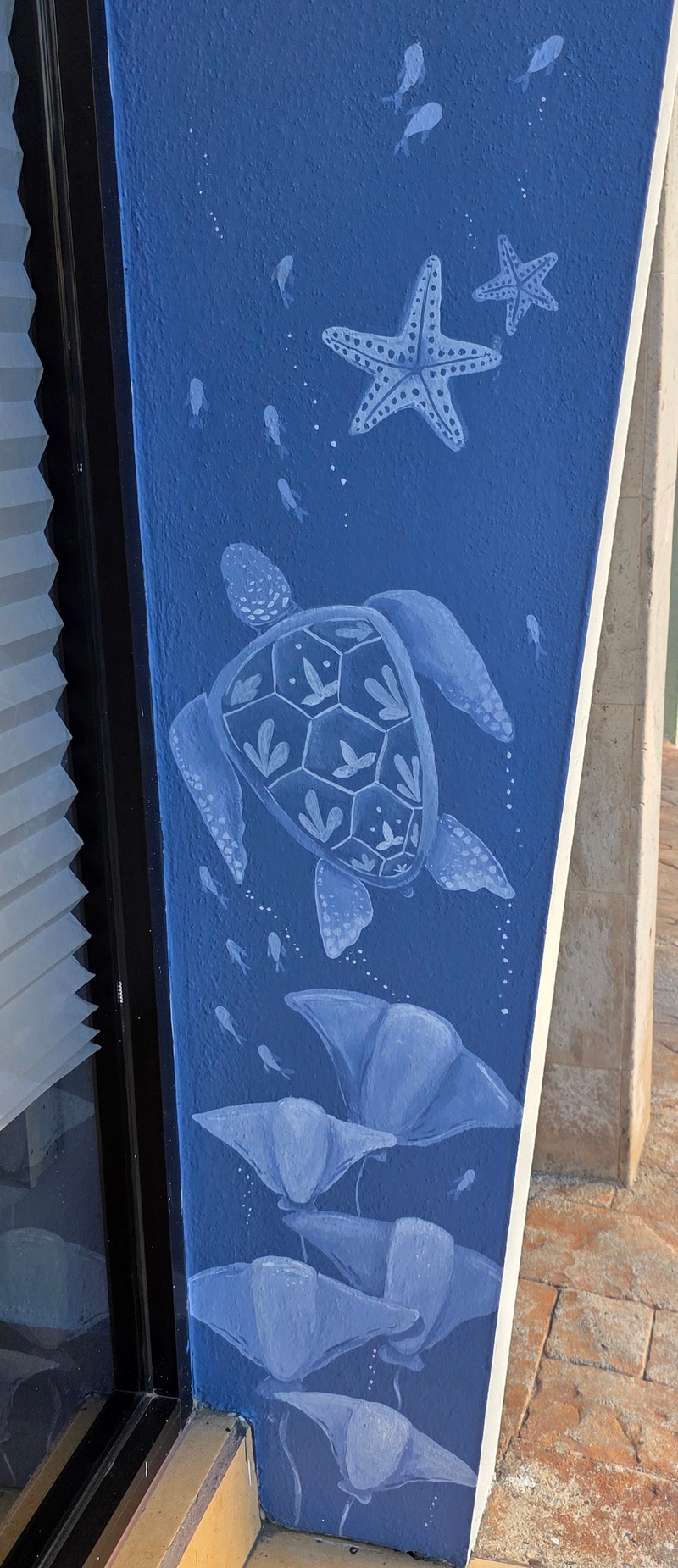 mural in La Paz by artist unknown.