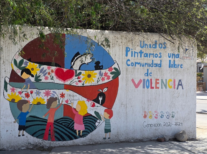 mural in Los Barriles by artist unknown.