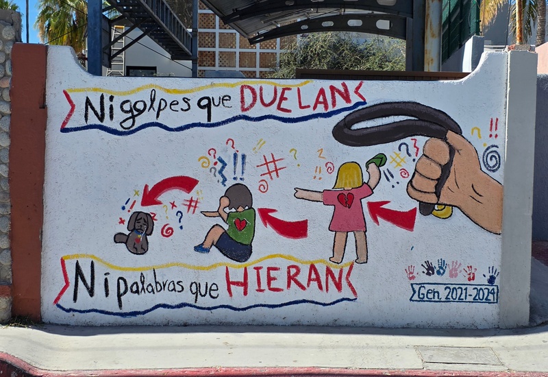 mural in Los Barriles by artist unknown.