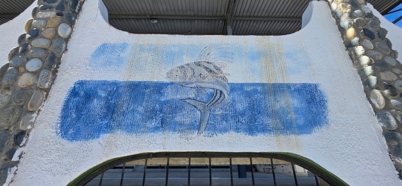 mural in Los Barriles by artist unknown.