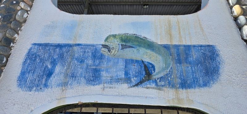 mural in Los Barriles by artist unknown.