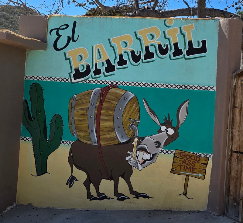 mural in Los Barriles by artist unknown.