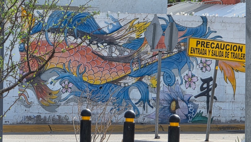 mural in La Paz by artist unknown.