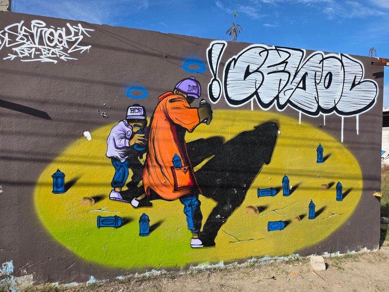 mural in La Paz by artist unknown.