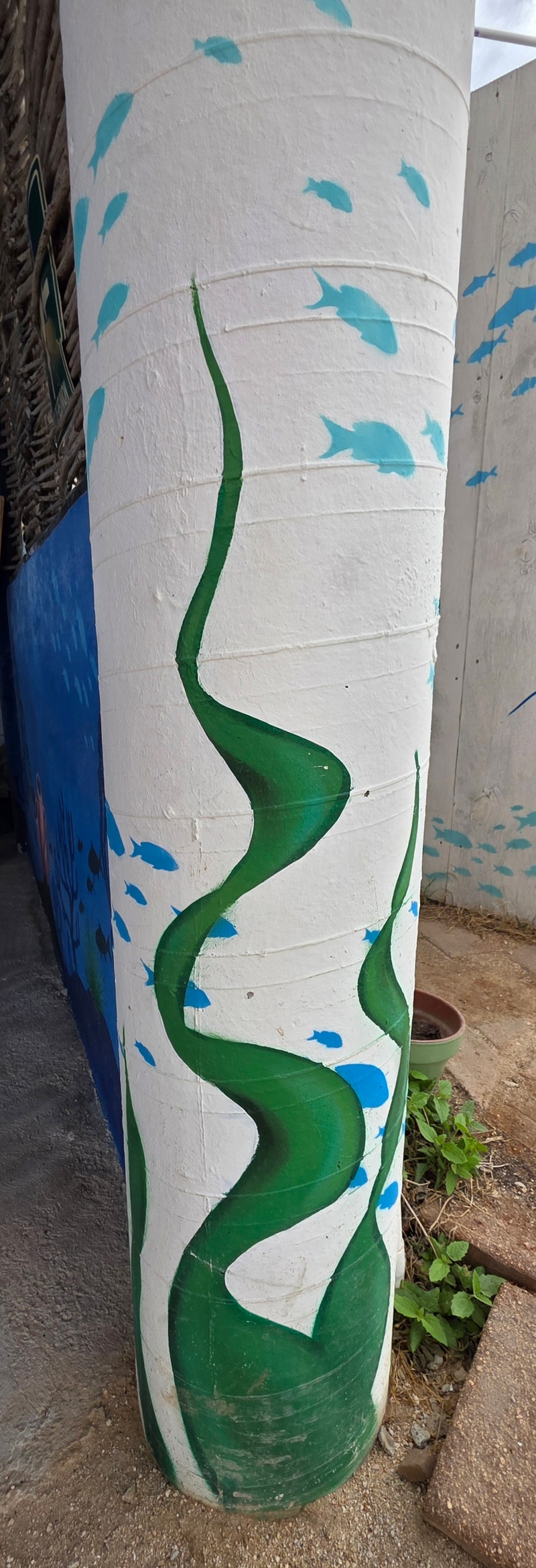 mural in La Fortuna by artist unknown.