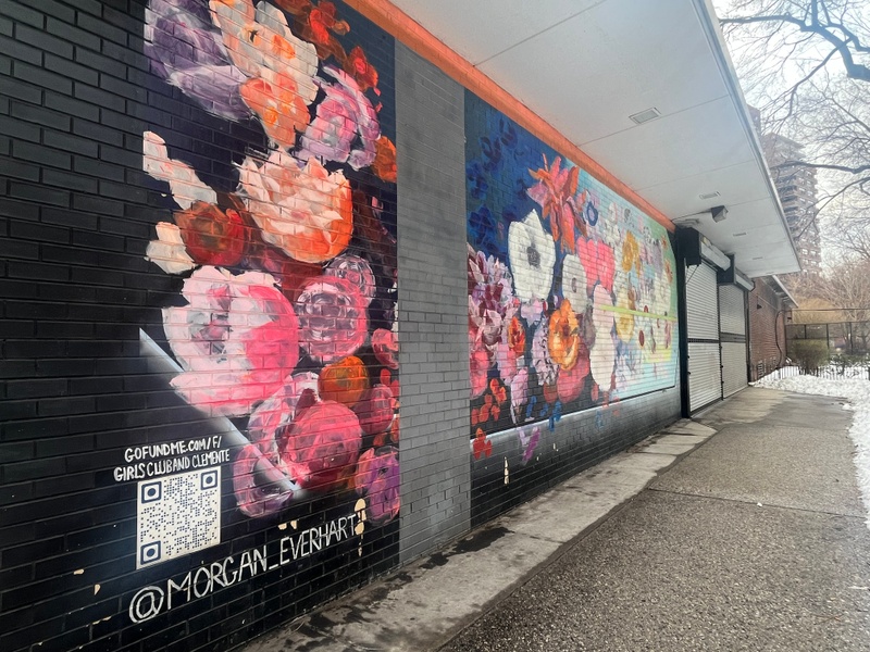 mural in New York by artist unknown.