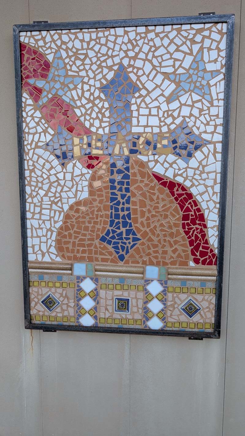 mural in Ajo by artist unknown.