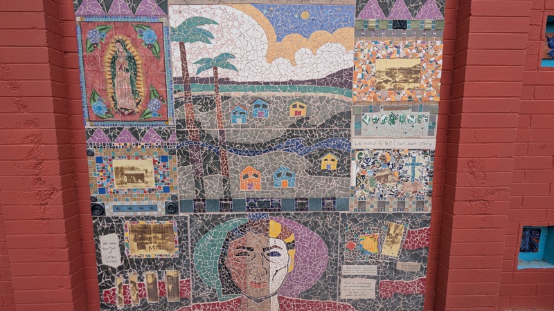 mural in Ajo by artist unknown.