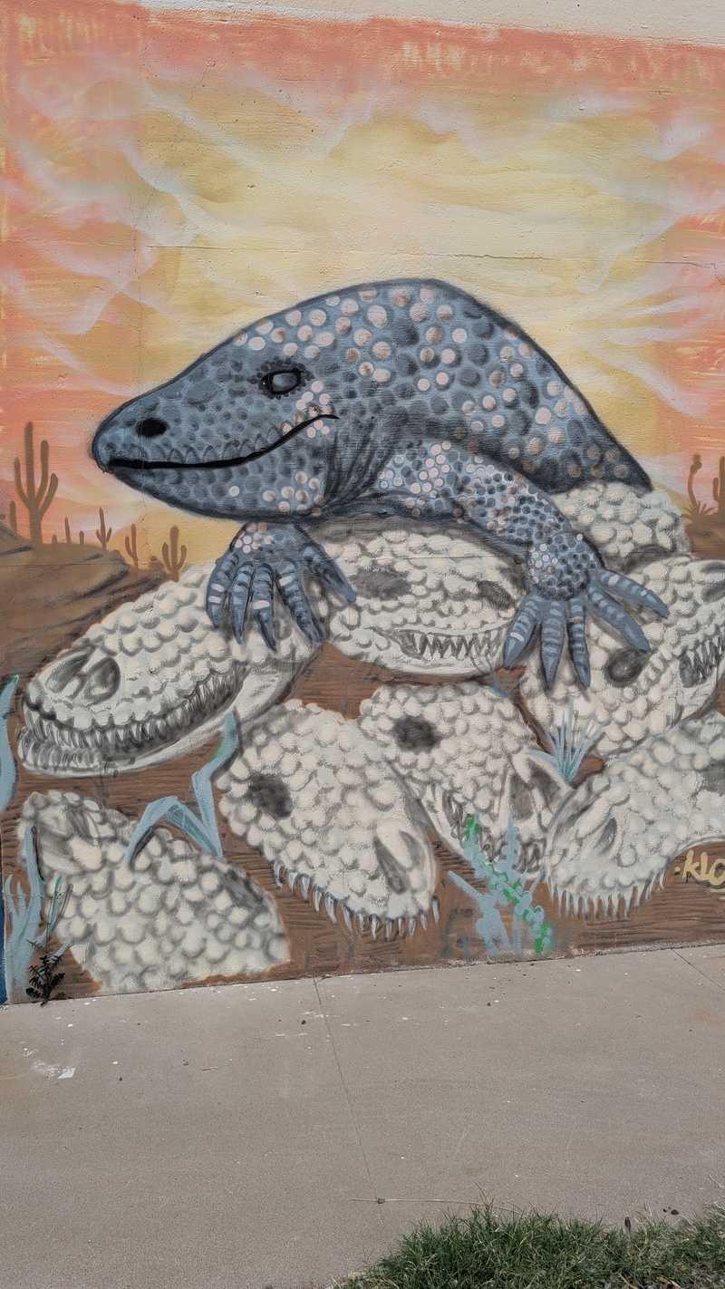 mural in Ajo by artist unknown.