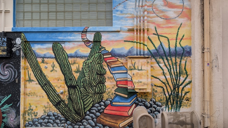 mural in Ajo by artist unknown.