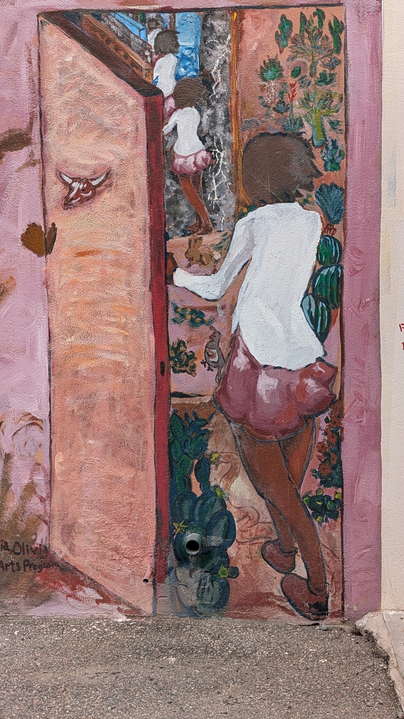 mural in Ajo by artist unknown.