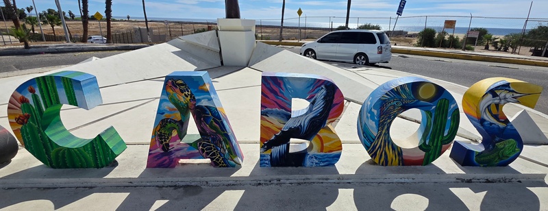 mural in San José del Cabo by artist unknown.