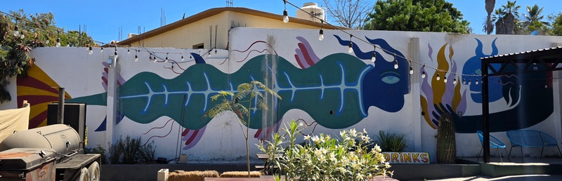 mural in El Pescadero by artist unknown.