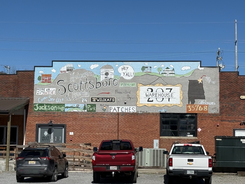 mural in Scottsboro by artist unknown.