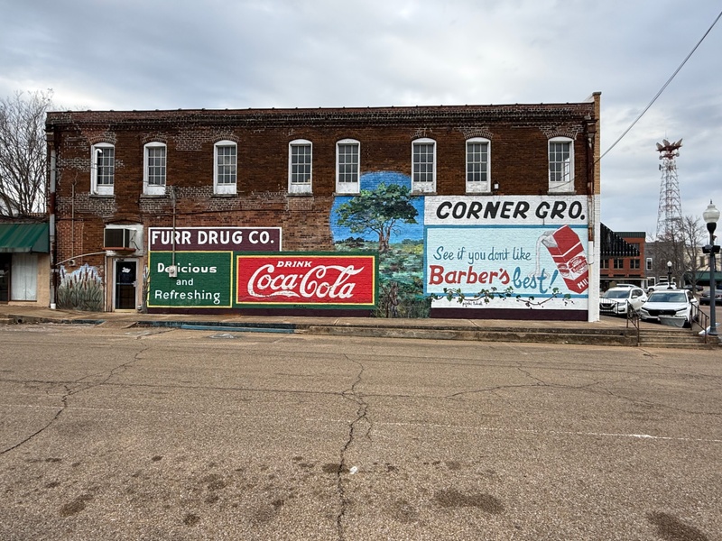 mural in Pontotoc by artist unknown.