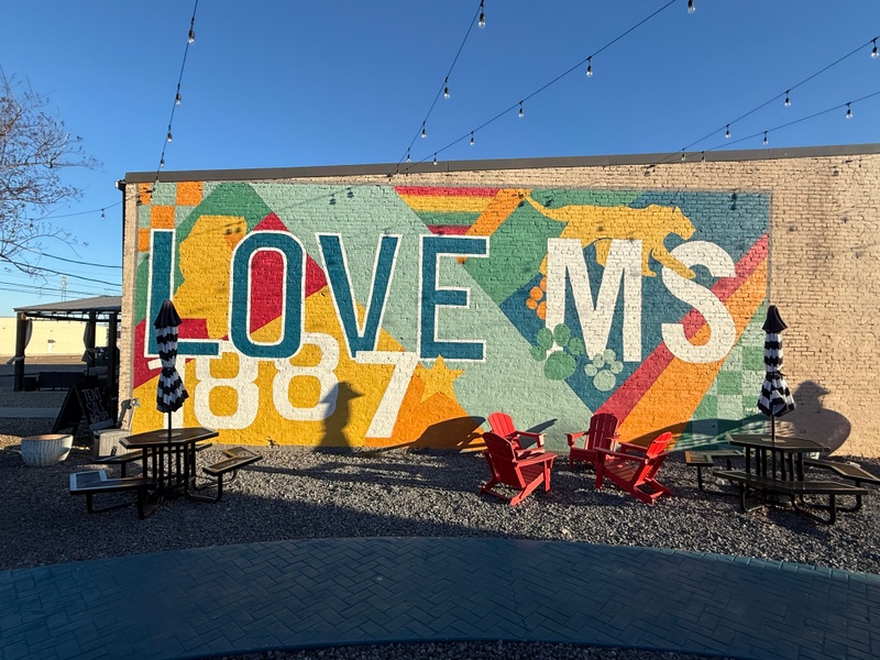 mural in Amory by artist unknown.