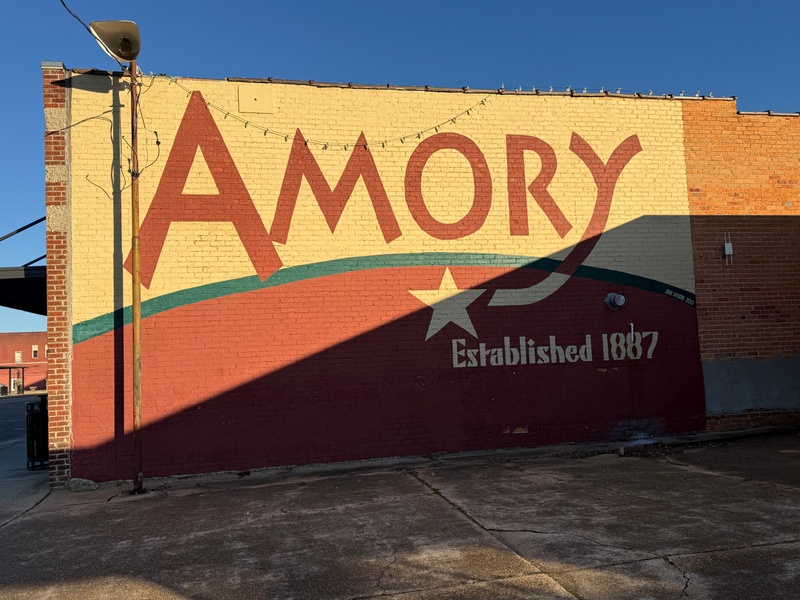 mural in Amory by artist unknown.