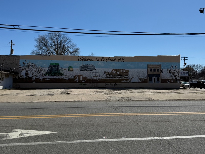 mural in England by artist unknown.