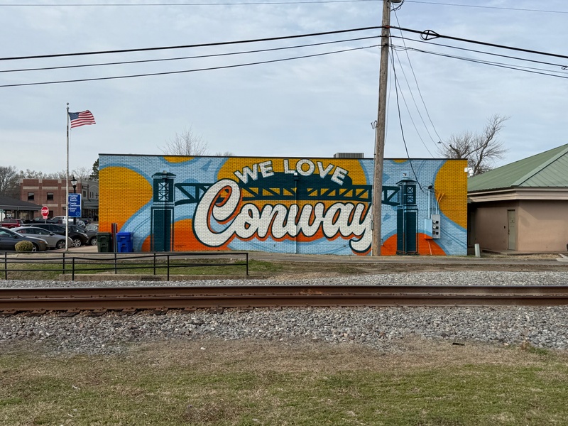 mural in Conway by artist unknown.