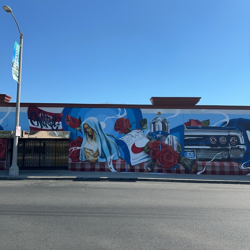 mural in Ontario by artist unknown.
