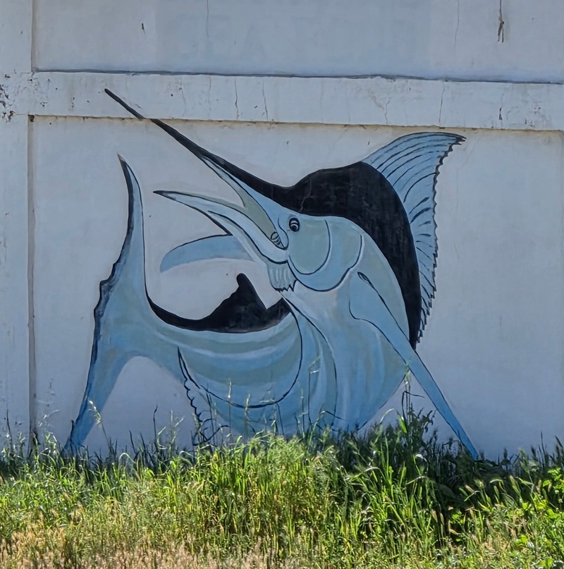 mural in El Aguajito by artist unknown.