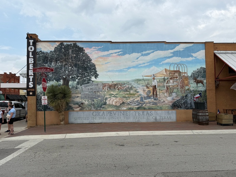 mural in Grapevine by artist unknown.
