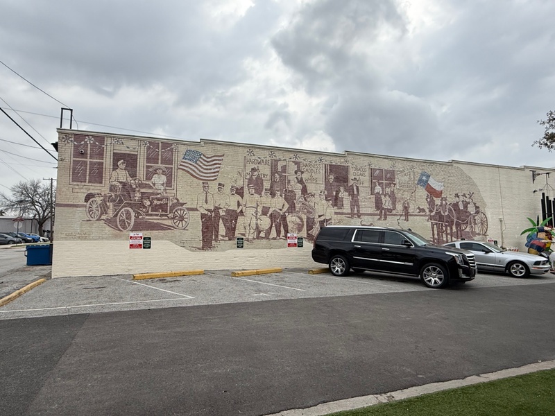 mural in Grapevine by artist unknown.