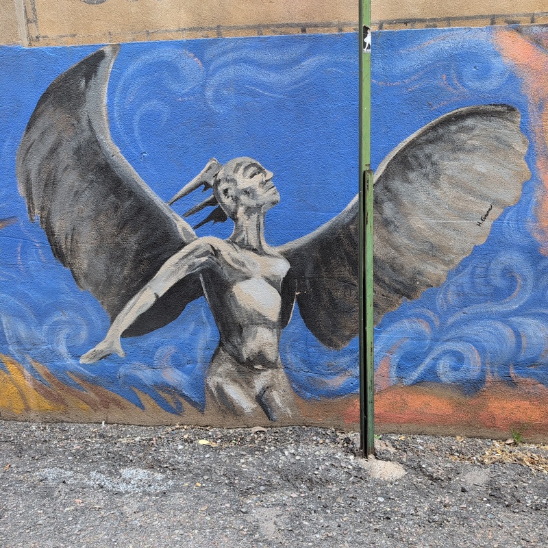 mural in Bisbee by artist unknown.
