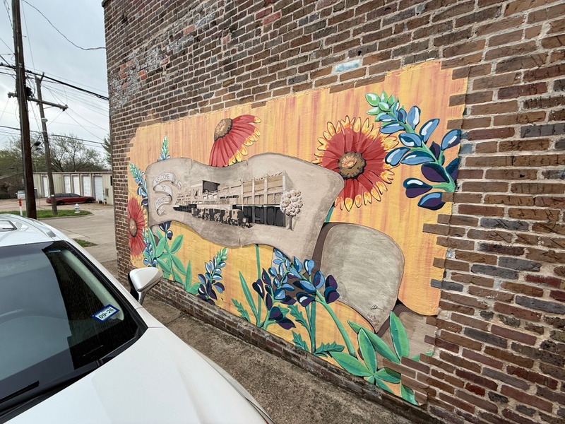 mural in Mansfield by artist unknown.